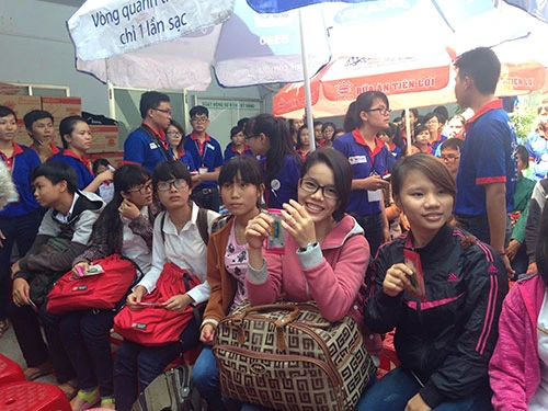 Thí sinh hối hả về Thủ đô, TP.HCM, Gia Lai, Huế dự thi ảnh 12