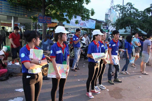 Thí sinh hối hả về Thủ đô, TP.HCM, Gia Lai, Huế dự thi ảnh 20