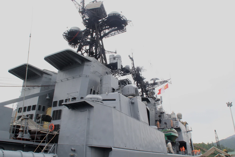 Tàu ‘siêu chống ngầm’ hải quân Nga chính thức cập cảng Tiên Sa ảnh 3
