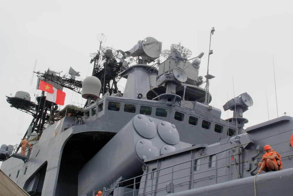 Tàu ‘siêu chống ngầm’ hải quân Nga chính thức cập cảng Tiên Sa ảnh 5