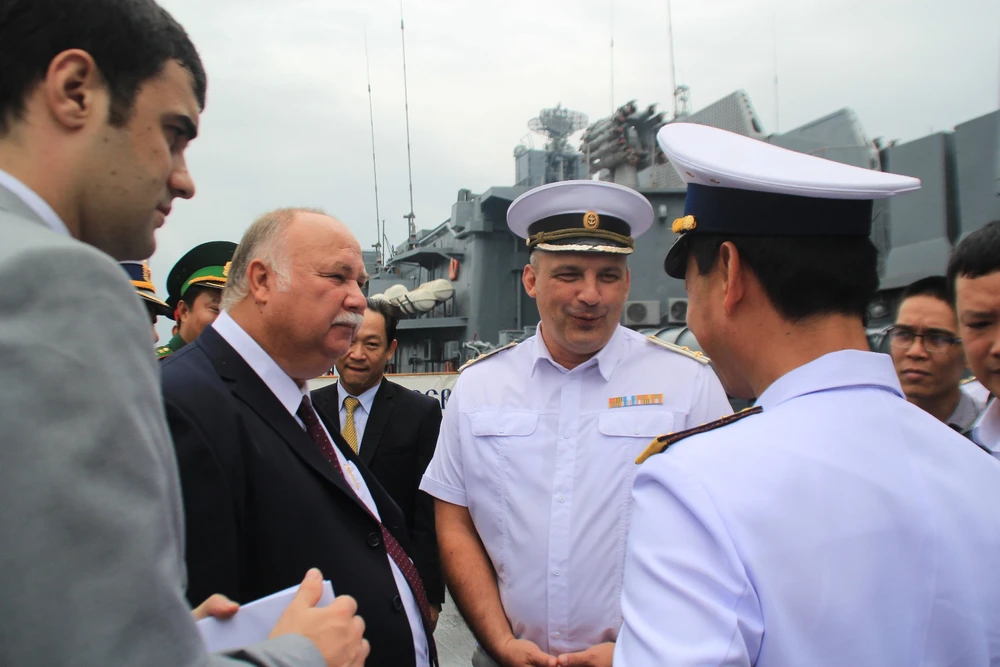 Tàu ‘siêu chống ngầm’ hải quân Nga chính thức cập cảng Tiên Sa ảnh 9