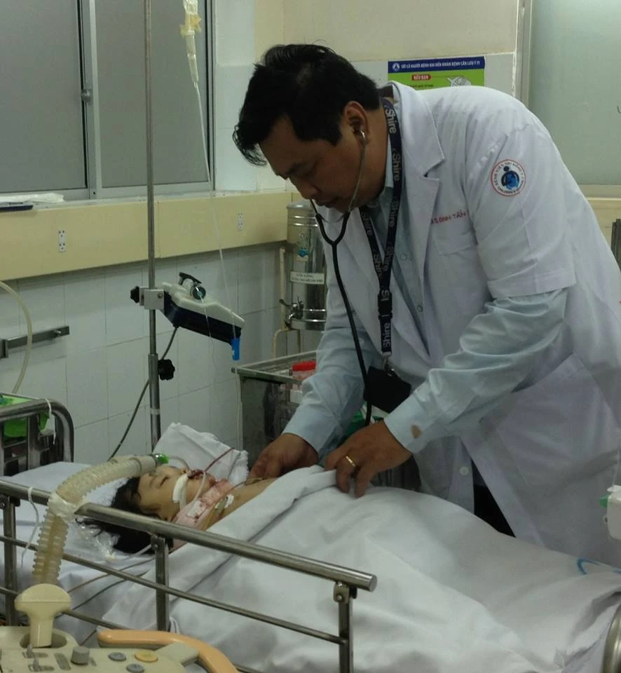 Bé 16 tháng bị xe Phương Trang tông đã tử vong ảnh 1