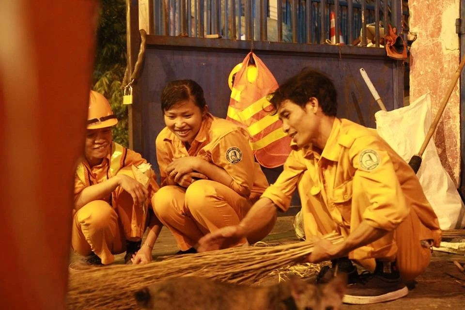 Chùm ảnh: 1.000 bông hồng cảm ơn những người hùng thầm lặng ảnh 8 Chùm ảnh: 1.000 bông hồng cảm ơn những người hùng thầm lặng ảnh 8