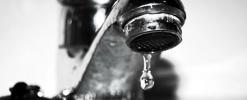 Nước máy chứa nhiều vi khuẩn hơn cả bồn cầu? ảnh 1