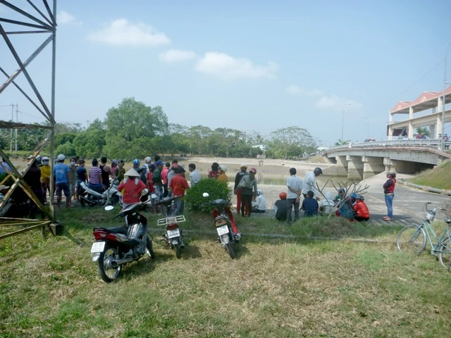 Phát hiện thi thể thiếu niên trên sông Bảo Định ảnh 1