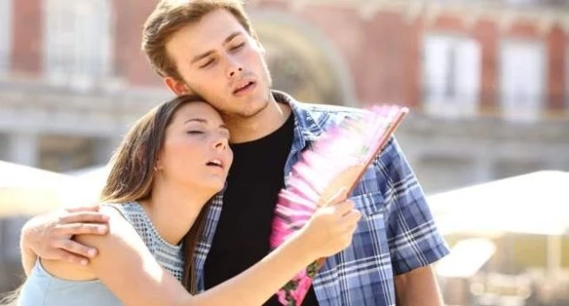 Phòng tránh say nắng khi đi lại lâu ngoài trời ảnh 1