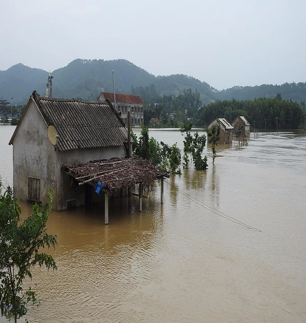 Hạ lưu sông Gianh ở Ba Đồn