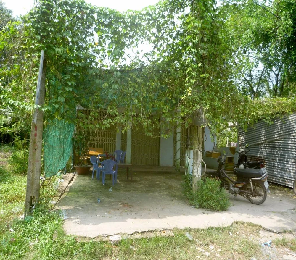 quán nước ven đường nơi ông Liêu tử vong