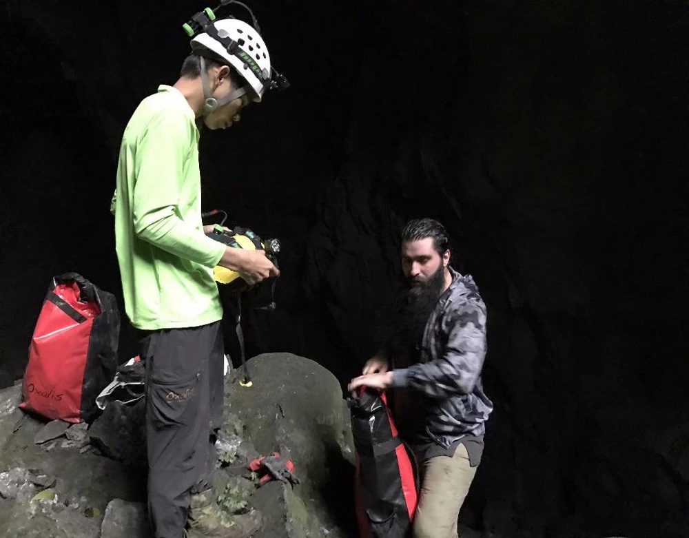 đạo diễn phim Kong