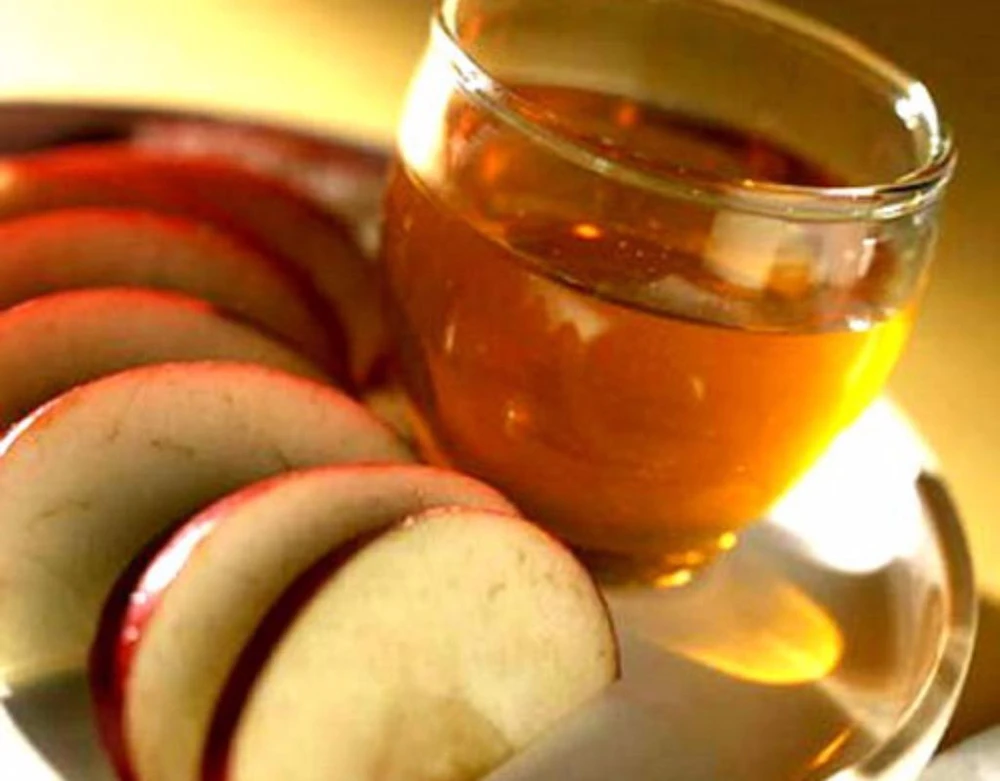 Giấm táo cung cấp thêm chất kiềm cho cơ thể, hỗ trợ tiêu hóa. 