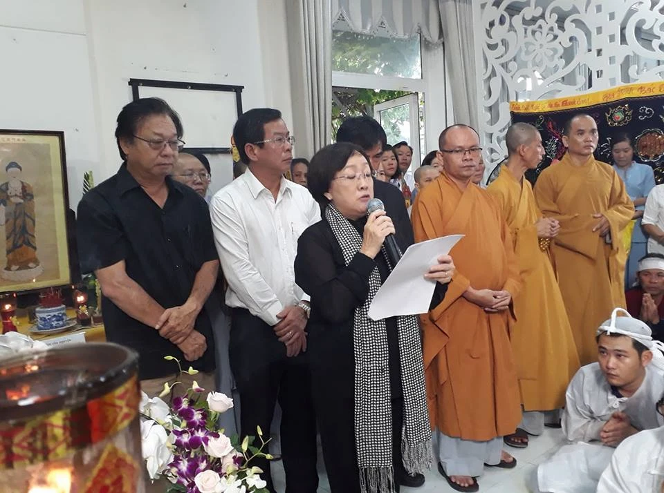 Trời đổ mưa khi đưa NSƯT Thanh Sang về nơi an nghỉ ảnh 2