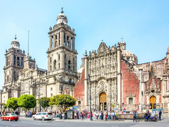 Sài Gòn lọt tốp địa điểm tốt nhất khi du lịch một mình ảnh 8