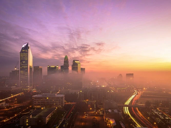 Sài Gòn lọt tốp địa điểm tốt nhất khi du lịch một mình ảnh 9