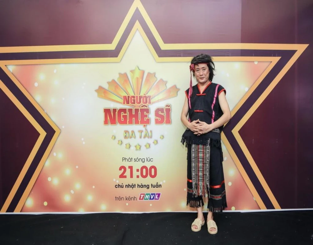 tấn bo thi nghệ sĩ đa tài