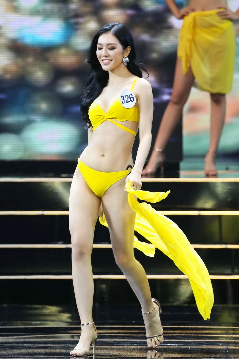 Ngắm thí sinh Hoa hậu Hoàn vũ diện bikini nóng bỏng ảnh 2