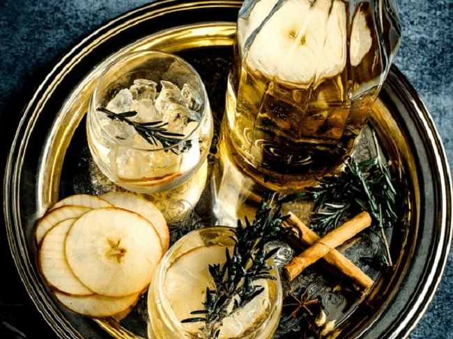 Dấm táo cũng chứa hàm lượng axit xitric lớn giúp giải quyết sự tích tụ của canxi trong cơ th