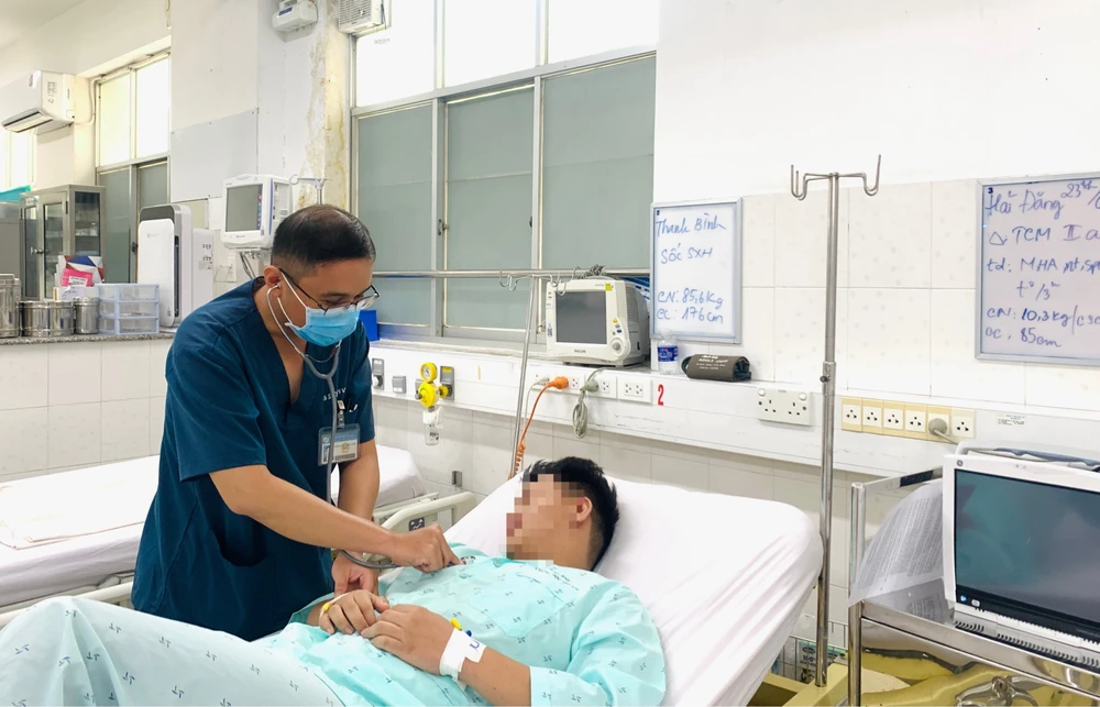 TP.HCM: Nguy cơ dịch tay chân miệng “chồng” sốt xuất huyết ảnh 2