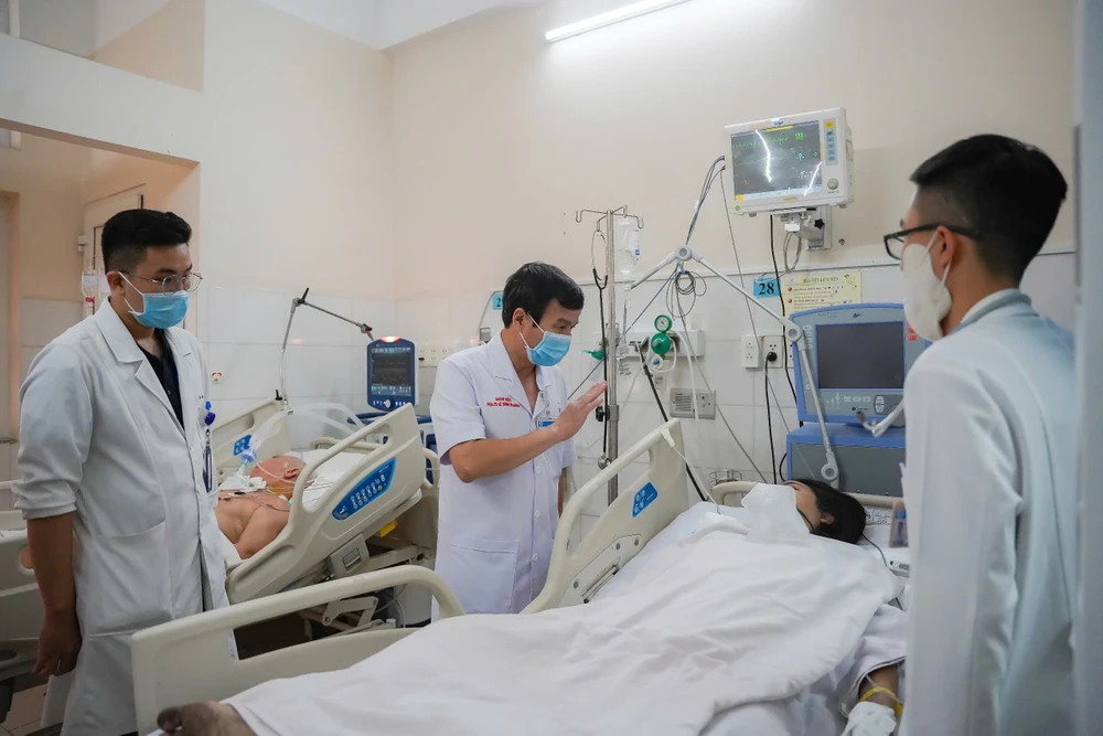 13 nạn nhân vụ cháy nhà ở quận Tân Bình đang được điều trị tại Bệnh viện Thống Nhất