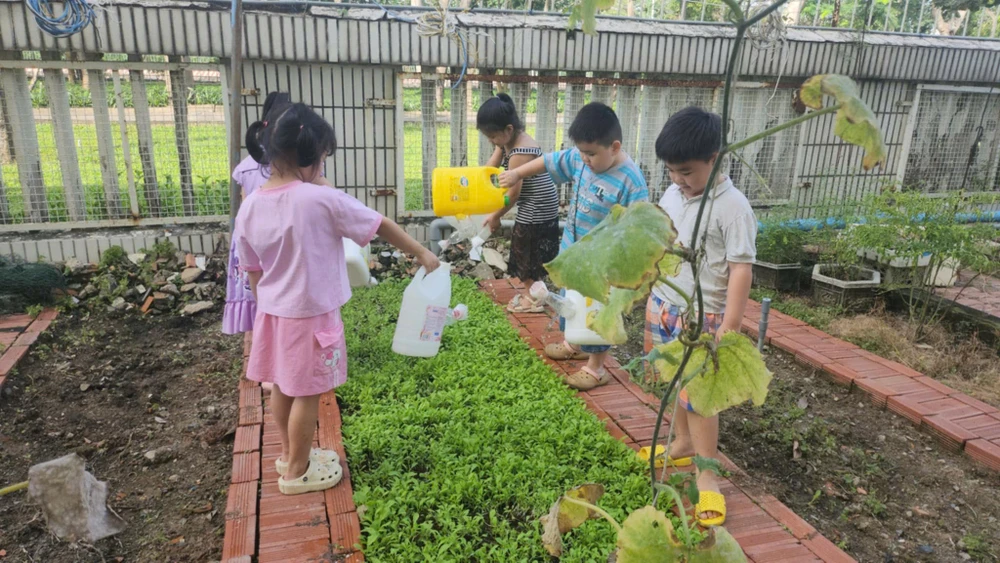 Trường Mầm non Mặt Trời Nhỏ