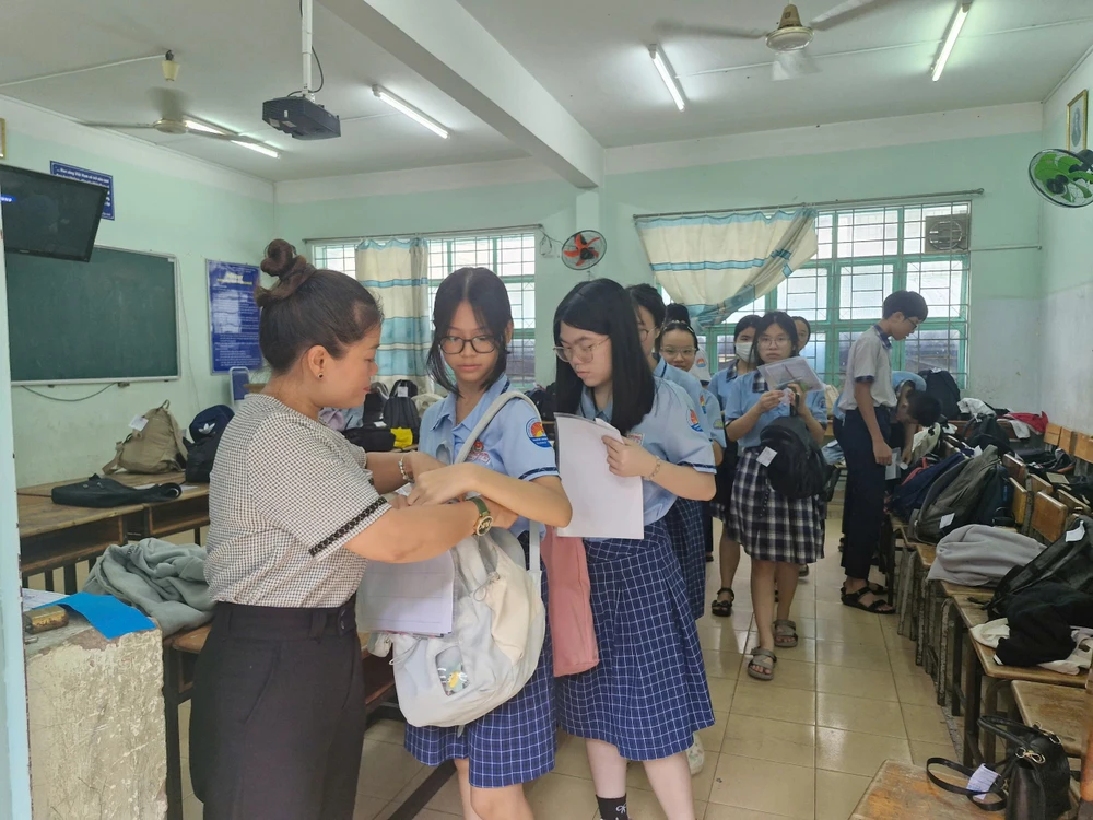 thi vao lop 10 tai tphcm.jpg