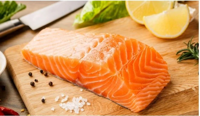 cá hồi tốt cho người bị bệnh xương khớp