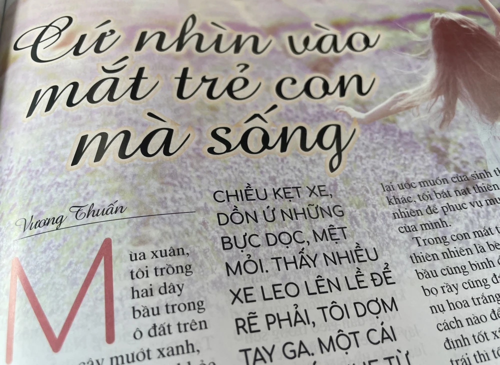 "Em hồn nhiên rồi em sẽ bình minh..." "Em hồn nhiên rồi em sẽ bình minh..."
