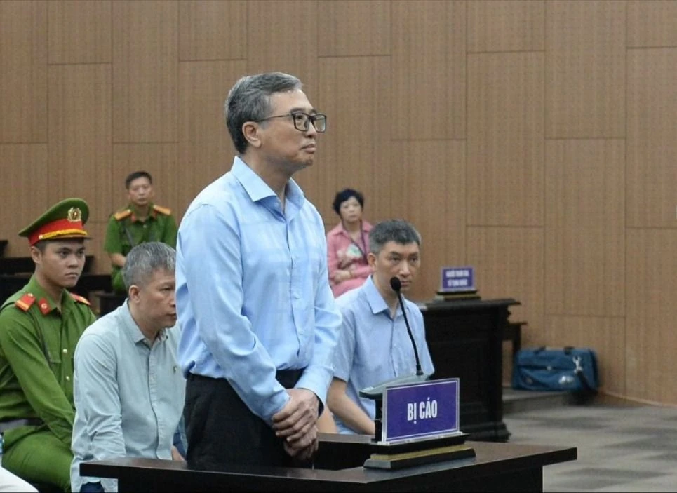 Hoàng Quốc Vượng.jpg