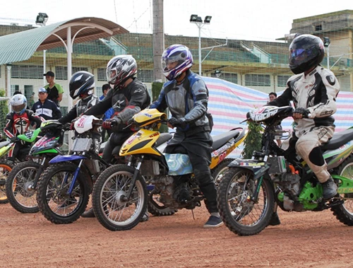 Dàn xe độ và các cuộc đua thử giải Vietnam Motor Cub Prix ảnh 6