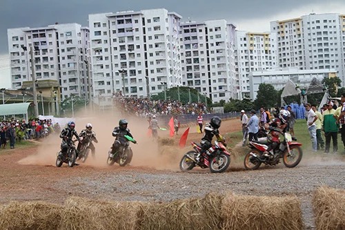 Dàn xe độ và các cuộc đua thử giải Vietnam Motor Cub Prix ảnh 7