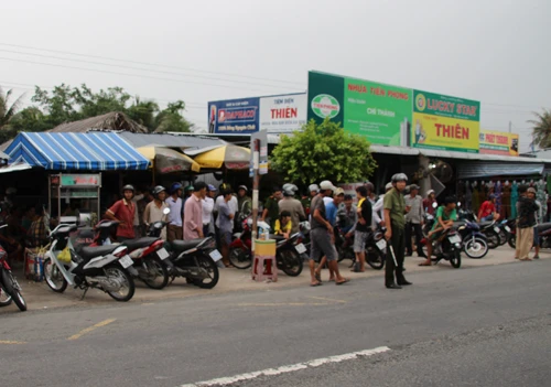 Nổ súng bắt sòng bầu cua, một người bị thương ảnh 1