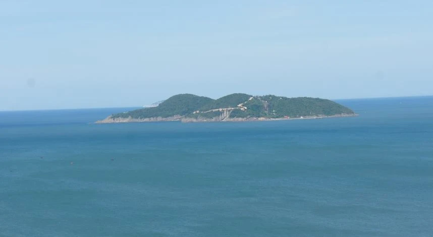 Bắt được tín hiệu SOS vùng biển nghi nơi máy bay Su - 30MK2 rơi ảnh 7