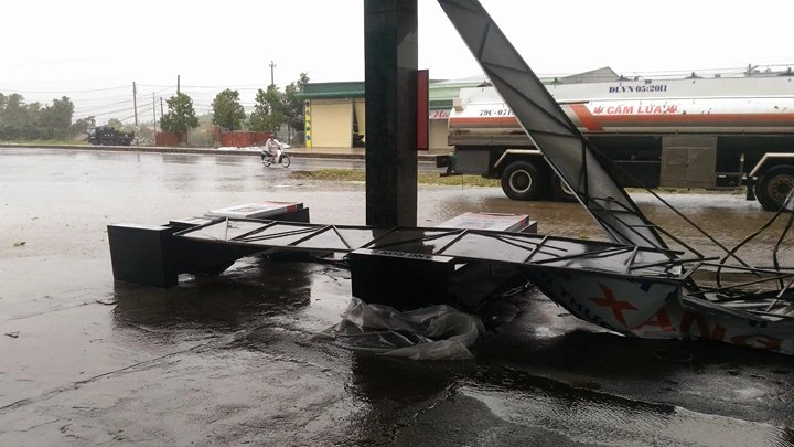 Bão 12 làm 37 người chết, mất tích, hỏng gần 24.000 nhà ảnh 12