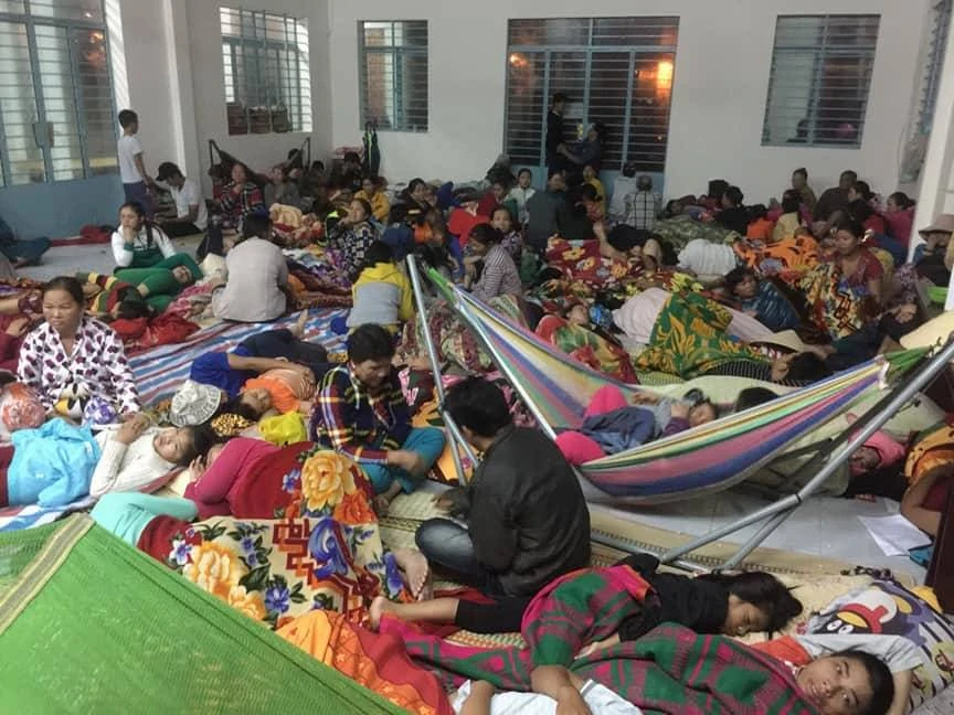 Bão 12 làm 37 người chết, mất tích, hỏng gần 24.000 nhà ảnh 24