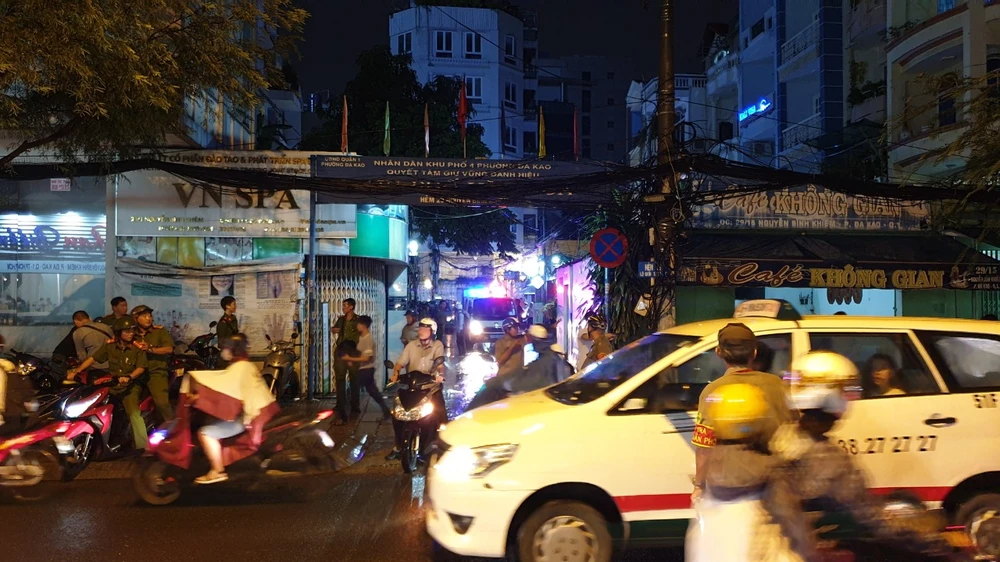 Thực nghiệm vụ thẩm phán xâm phạm chỗ ở xảy ra tại quận 1 ảnh 8