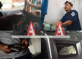 ĐIỀU TRA: 'Voi chui lỗ kim' đăng kiểm bằng tiền