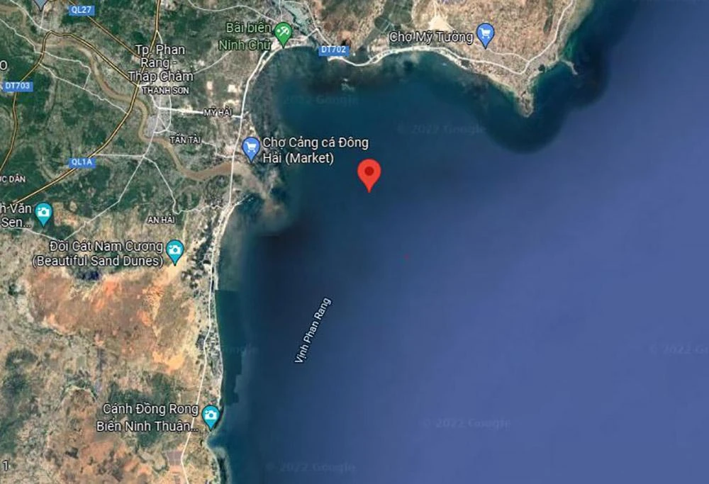 Nguy cơ tràn dầu khu vực vịnh Phan Rang sau sự cố đâm va tàu