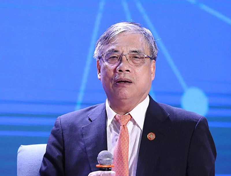 PGS. TS Trần Đình Thiên