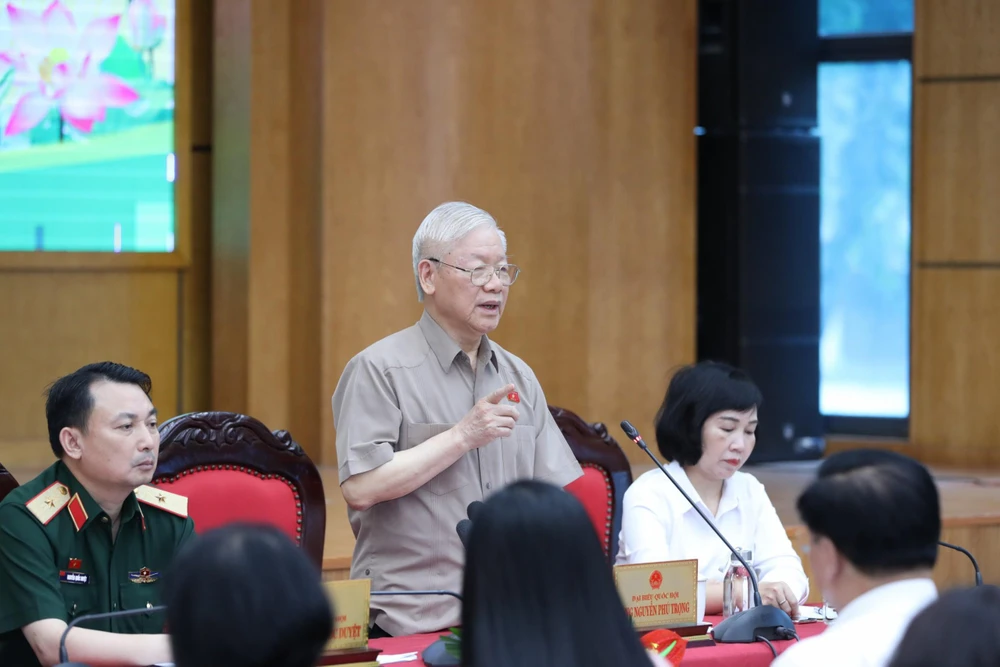 Theo Tổng Bí thư, không phải thích thú gì khi đi kỷ luật đồng chí, đồng đội của mình, thậm chí rất đau xót nhưng buộc phải làm. Ảnh: H.HẢI