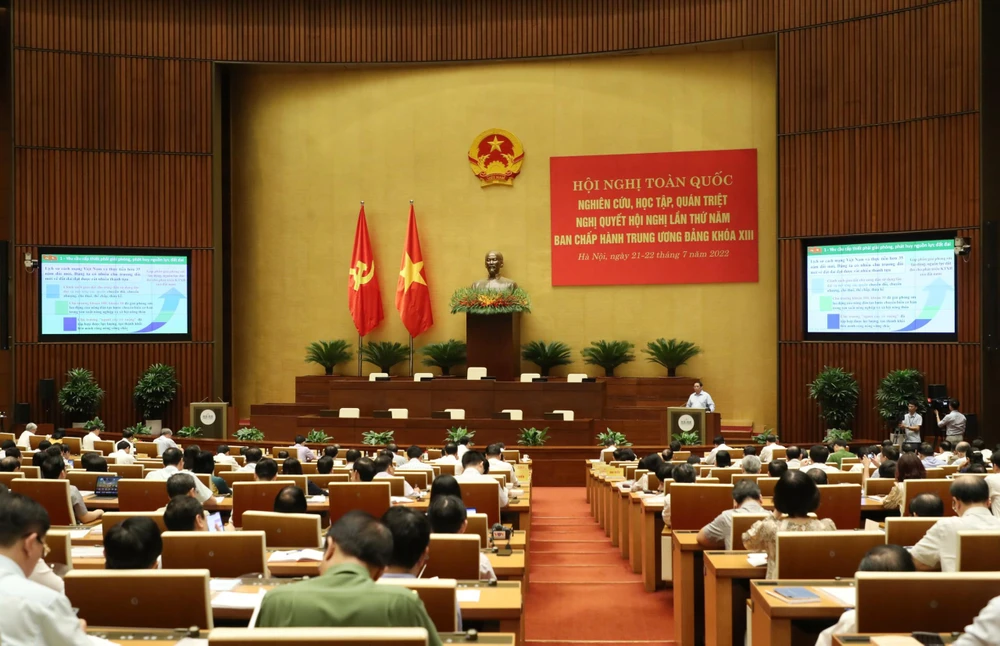 Các lãnh đạo Đảng, Nhà nước, các bộ, ngành trung ương tại điểm cầu Hà Nội. Ảnh: HOÀNG HẢI