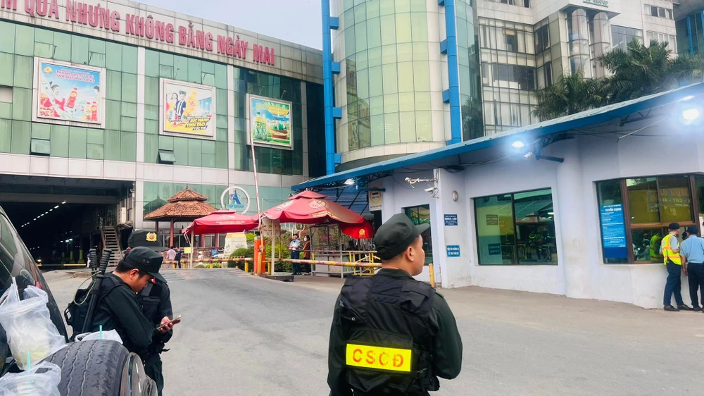 Lực lượng Cảnh sát cơ động đang giữ an ninh Lực lượng Cảnh sát cơ động đang giữ an ninh