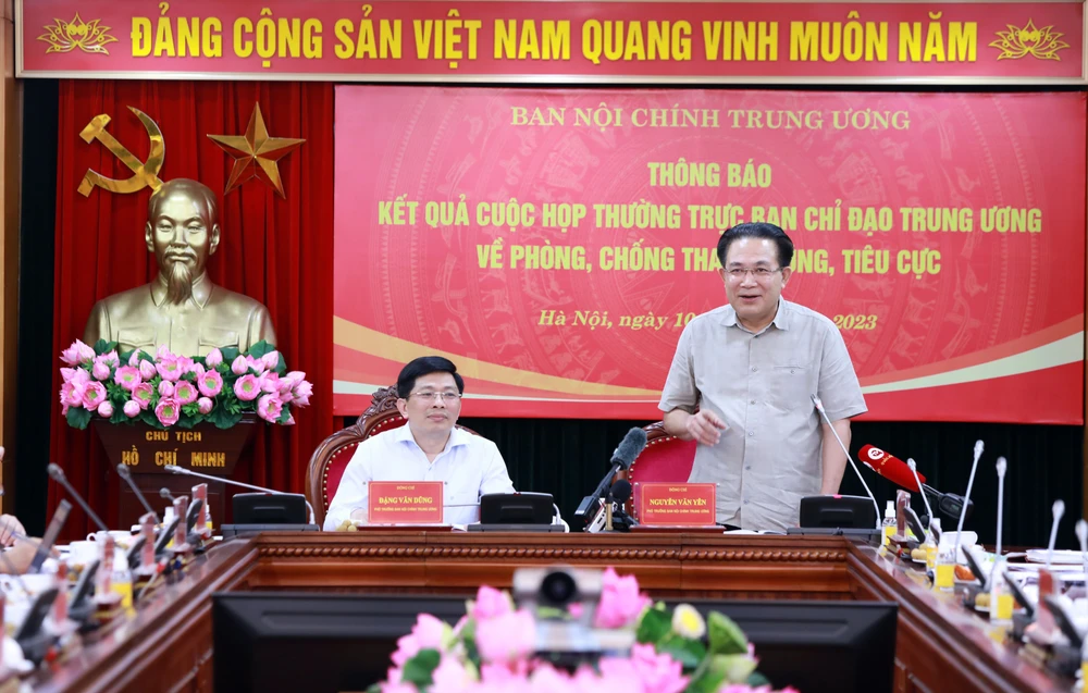 Ban Nội chính Trung ương thông tin kết quả cuộc họp thường trực Ban Chỉ đạo Trung ương về phòng, chống tham nhũng, tiêu cực. Ảnh: PHƯỚC.H