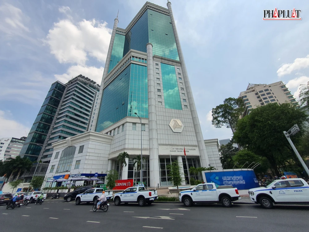 Công ty tài chính nước ngoài thuê văn phòng tại tòa nhà trên đường Tôn Đức Thắng. Ảnh: NT Công ty tài chính nước ngoài thuê văn phòng tại tòa nhà trên đường Tôn Đức Thắng. Ảnh: NT