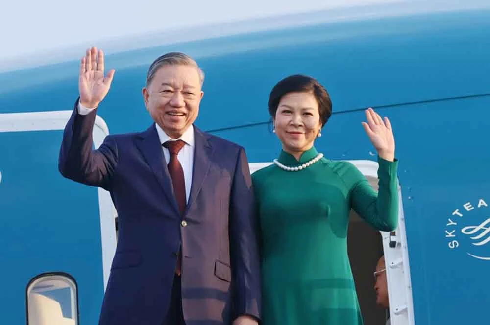 Tổng Bí thư Tô Lâm và Phu nhân lên đường thăm chính thức Malaysia