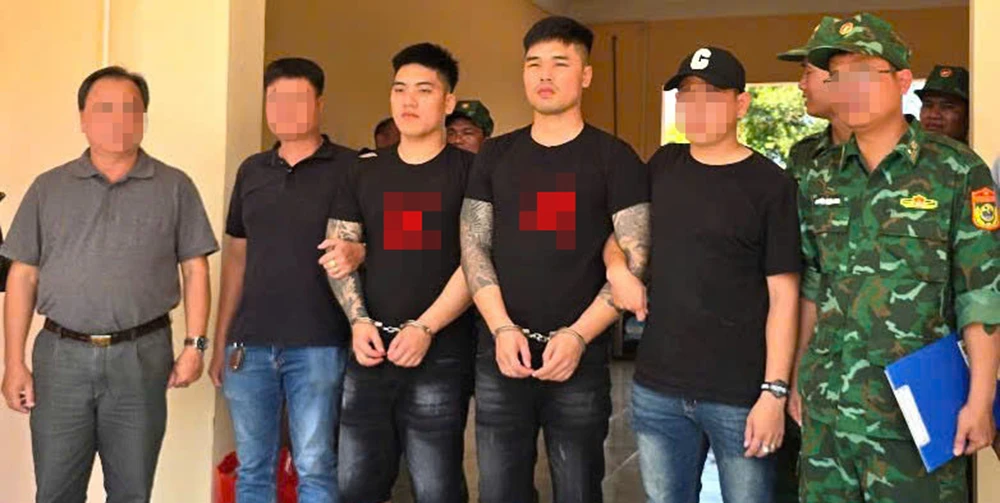 Sau khi thụ án ở Campuchia, hai anh em bị trục xuất về nước và Công an tỉnh Phú Yên đã tiếp nhận, di lí hai bị can về Phú Yên để điều tra tiếp hành vi giết người vào năm 2022.