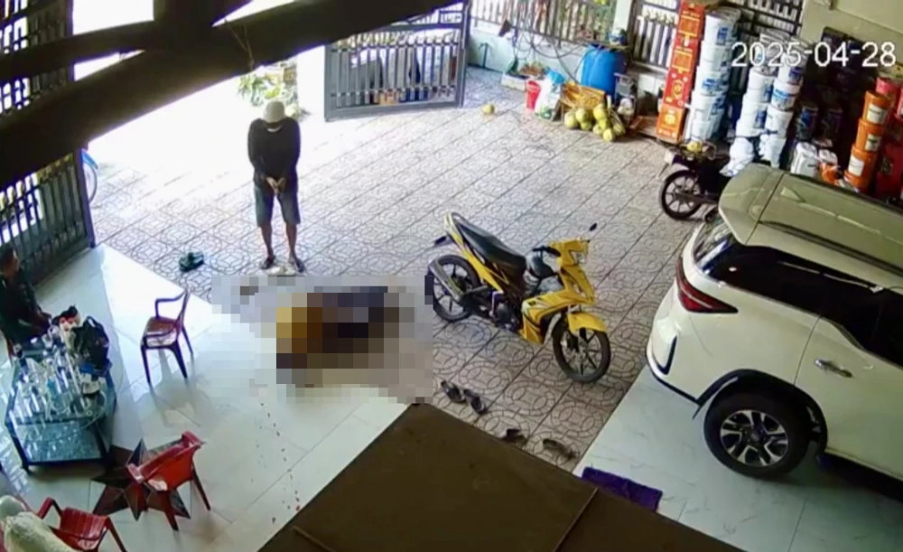 Nổ súng bắn người khác rồi tự tử