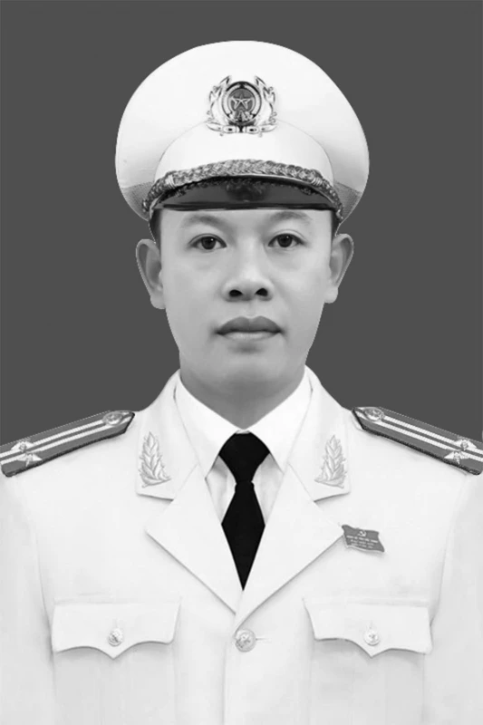 Truy tặng Huân chương Bảo vệ Tổ quốc đối với Trung tá Nguyễn Đông Cánh