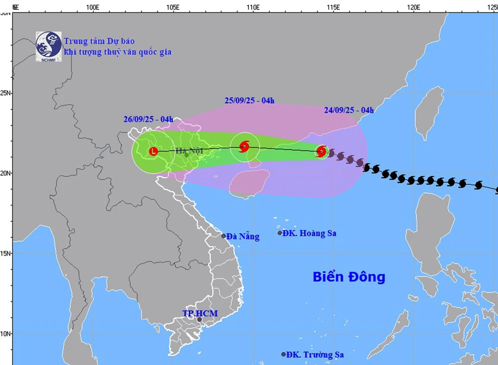 Siêu bão Ragasa đang cách Quảng Ninh 650km