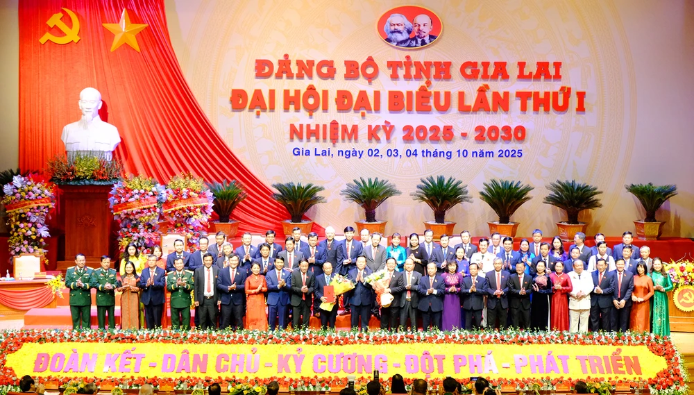 Ban-Chap-hanh-Dnag-bo-tinh-Gia-Lai.jpg