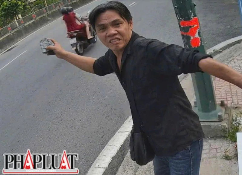 sua-dap-tu-dien.jpg