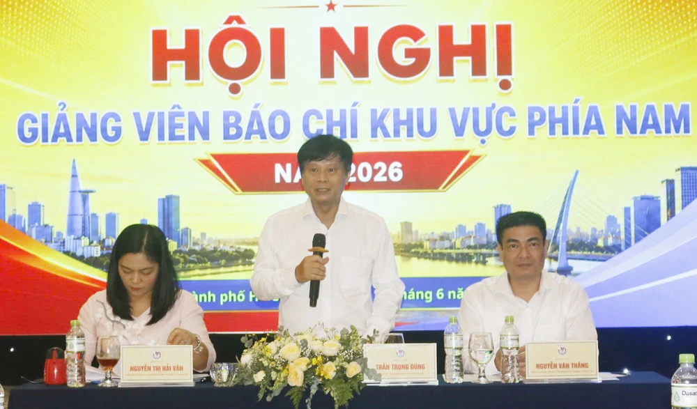 clb-giang-vien-hoi-nha-bao-viet-nam1.jpg